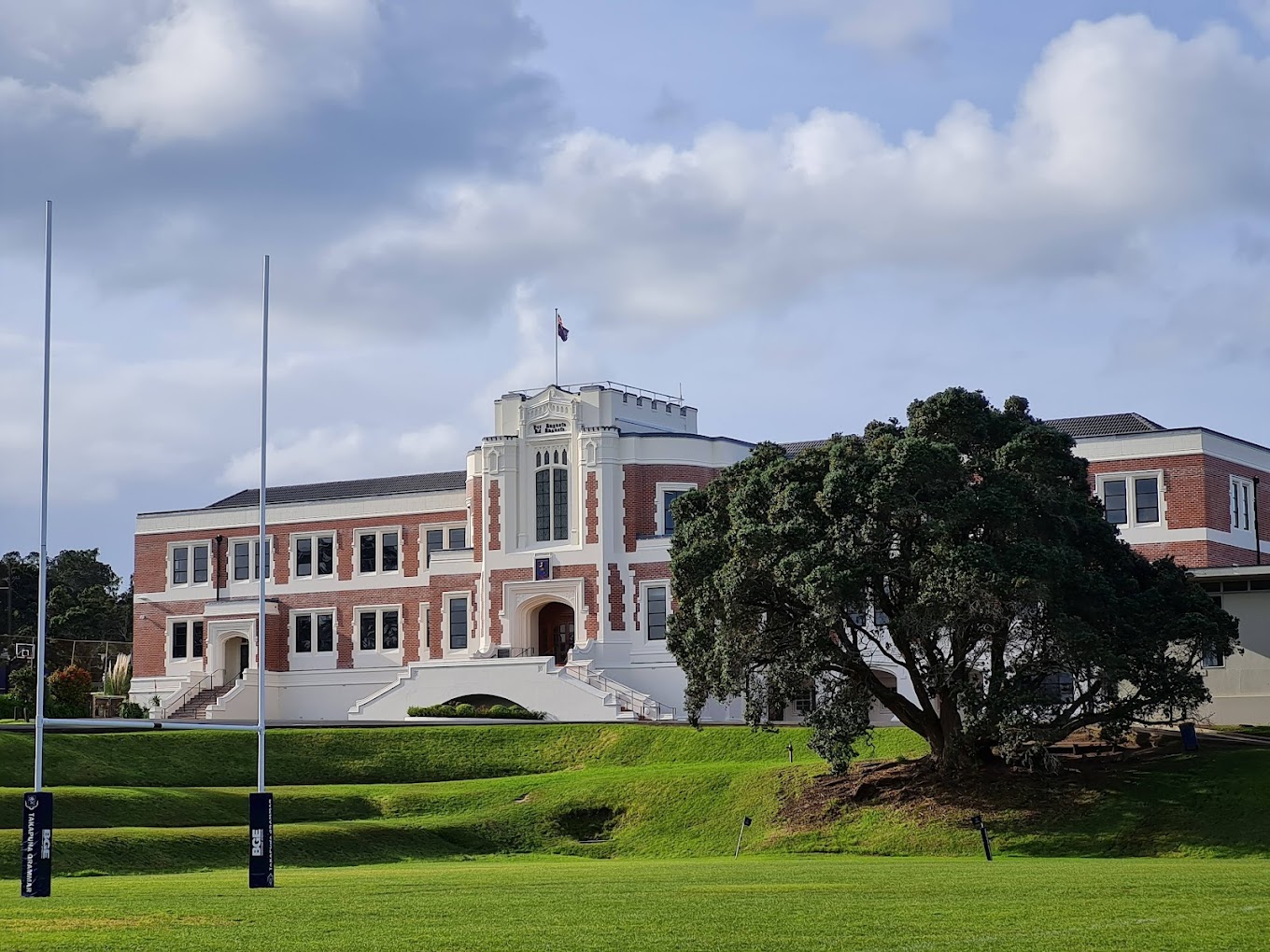 Takapuna Grammar , Takapuna Grammar นิวซีแลนด์ , นิวซีแลนด์ , โรงเรียนมัธยมใกล้โอ๊คแลนด์